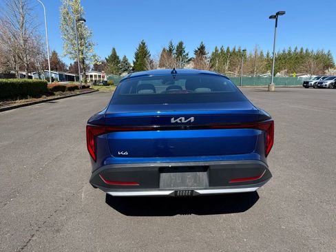 Used 2025 Kia K4 EX image 4