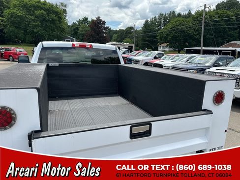 Used 2023 RAM 2500 Tradesman w/ Chrome Appearance Group AWD/4WD image 14