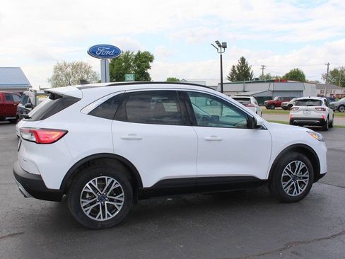 Used 2021 Ford Escape SEL w/ Technology Package AWD/4WD image 4