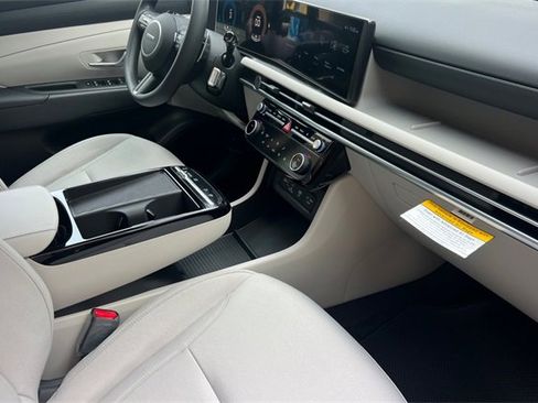New 2026 Hyundai Tucson SEL image 16
