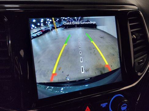 Used 2021 Jeep Grand Cherokee SRT image 38