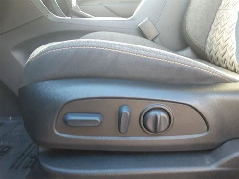 Used 2022 Chevrolet Equinox LT image 11