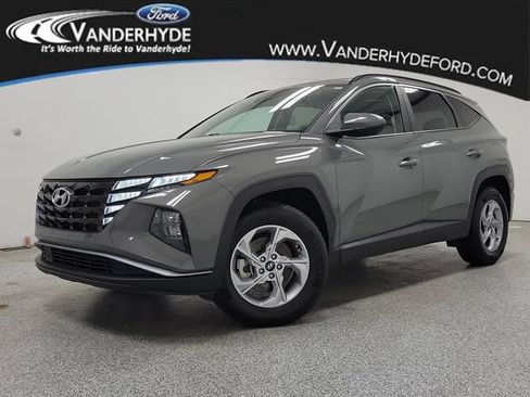 Used 2024 Hyundai Tucson SEL AWD/4WD image 1