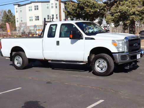 Used 2014 Ford F250 XL w/ XL Appearance Package image 2
