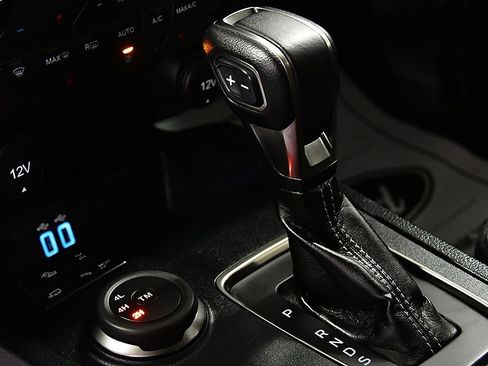 Used 2022 Ford Ranger XLT w/ Equipment Group 302A High image 25