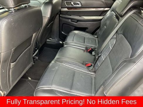 Used 2018 Ford Explorer Platinum AWD/4WD image 17