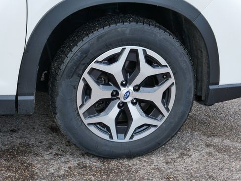 Used 2020 Subaru Forester Premium w/ Popular Package #1 AWD/4WD image 15