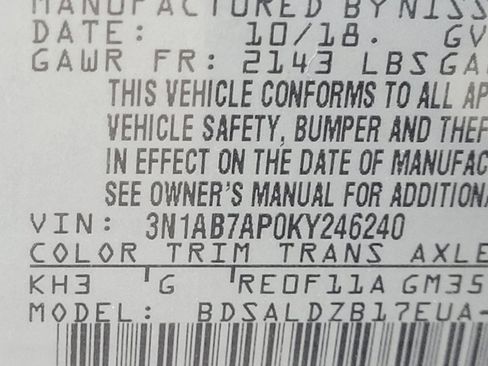 Used 2019 Nissan Sentra SV w/ Special Edition Package FWD image 33