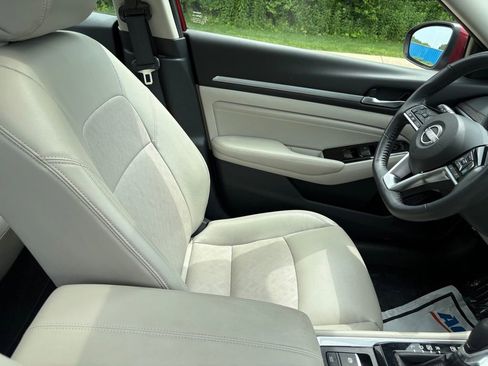 Used 2023 Nissan Altima 2.5 SL AWD/4WD image 30