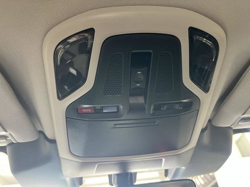 Certified 2025 Subaru Outback Limited AWD/4WD image 37