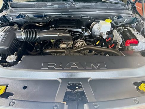 Used 2019 RAM 1500 Big Horn AWD/4WD image 30