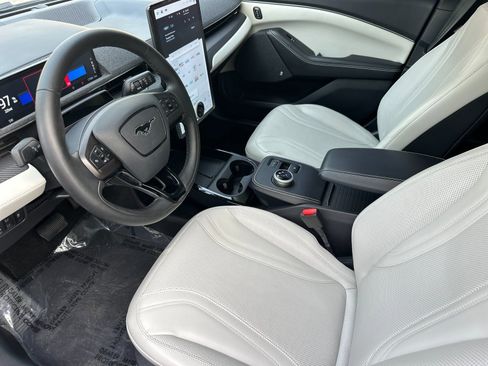 Used 2023 Ford Mustang Mach-E Premium RWD image 37
