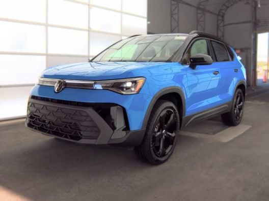 Used 2025 Volkswagen Taos SE AWD/4WD image 3