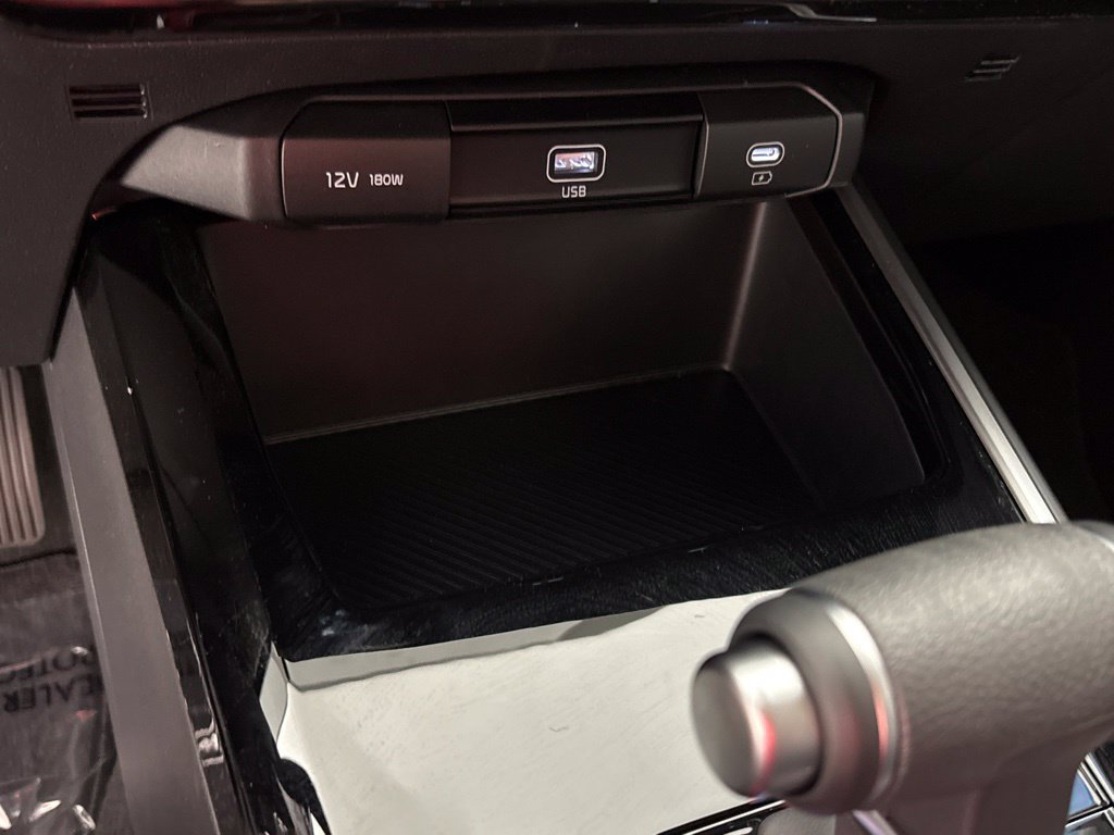 New 2026 Kia Niro LX FWD image 29