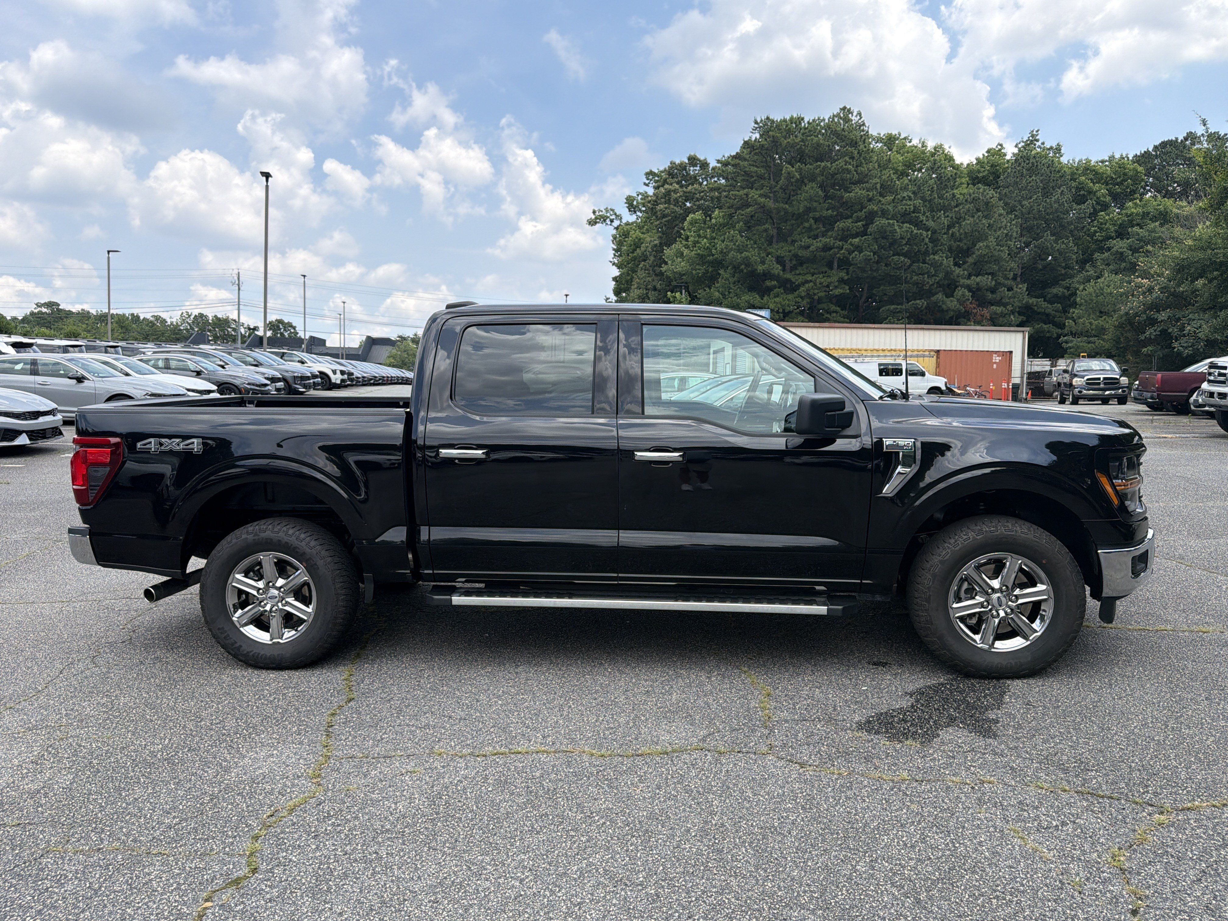 Used 2025 Ford F150 XLT w/ Equipment Group 301A Standard AWD/4WD image 8