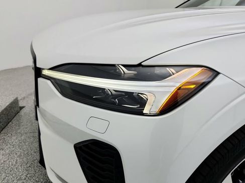 New 2026 Volvo XC60 B5 Plus w/ Protection Package Premier image 26