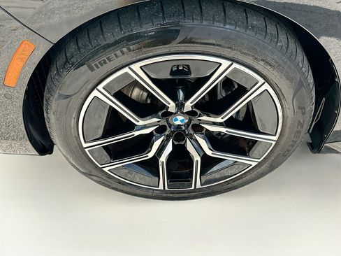 Certified 2024 BMW 740i RWD image 35