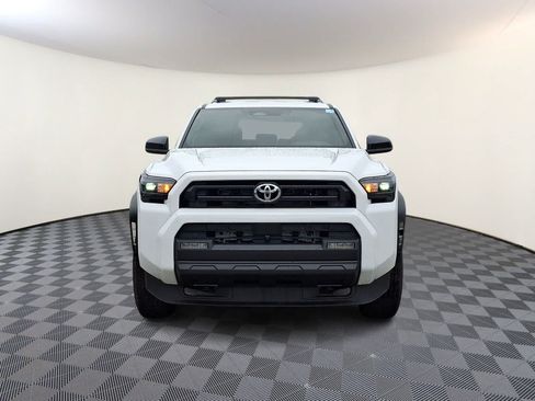 Certified 2026 Toyota 4Runner SR5 AWD/4WD image 3