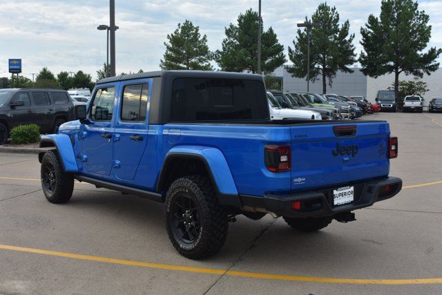 Used 2025 Jeep Gladiator Sport AWD/4WD image 7