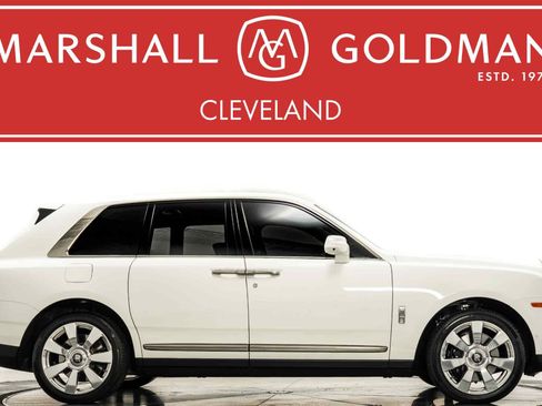 Used 2020 Rolls-Royce Cullinan image 1
