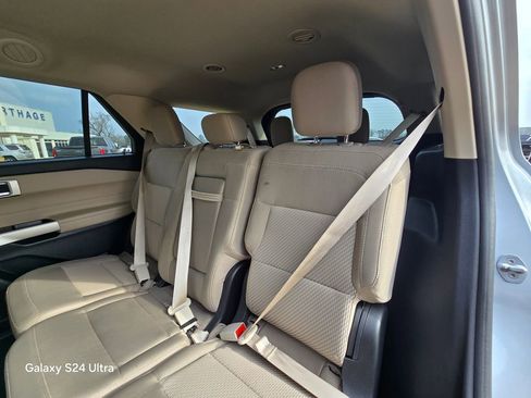Used 2023 Ford Explorer XLT w/ Class IV Trailer Tow Package image 18