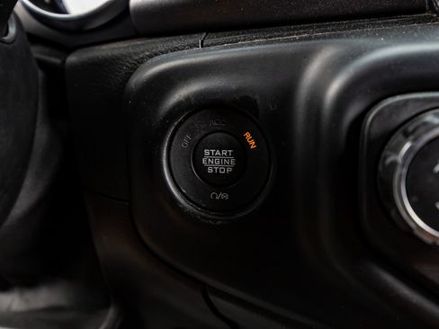 Used 2020 Jeep Gladiator Mojave w/ LED Lighting Group image 21