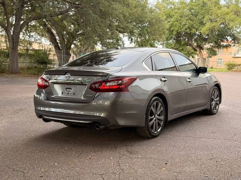 Used 2018 Nissan Altima 2.5 SR w/ SR Special Edition FWD image 5