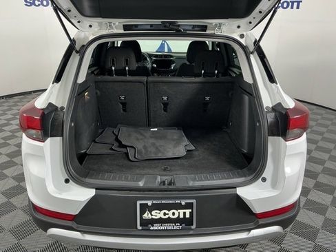 Used 2023 Chevrolet TrailBlazer LT w/ Convenience Package image 24