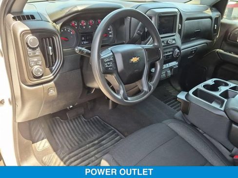 Used 2022 Chevrolet Silverado 1500 Custom AWD/4WD image 16