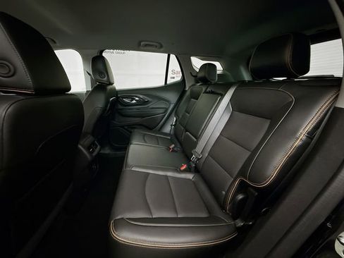 Used 2024 GMC Terrain AT4 w/ Infotainment Package II image 27