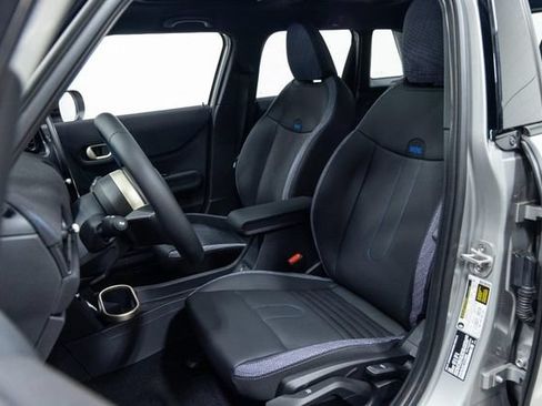 New 2026 MINI Cooper 4-Door Hardtop FWD image 19