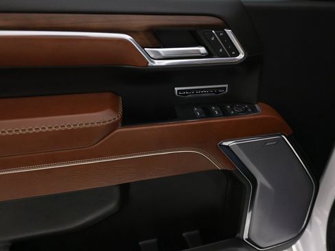 Used 2023 GMC Sierra 1500 Denali Ultimate image 21