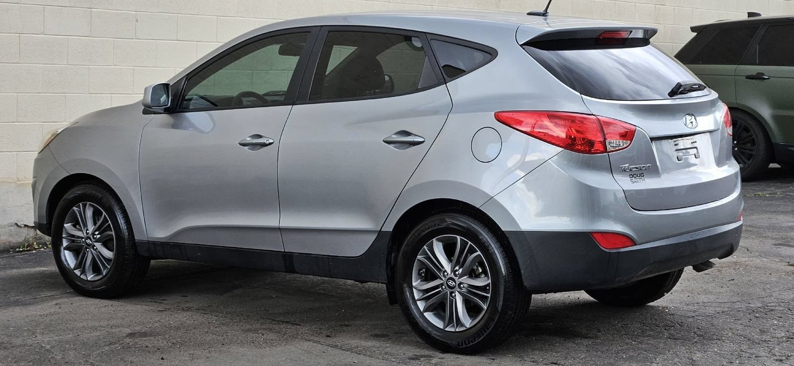 Used 2015 Hyundai Tucson GLS w/ Option Group 02 FWD image 3