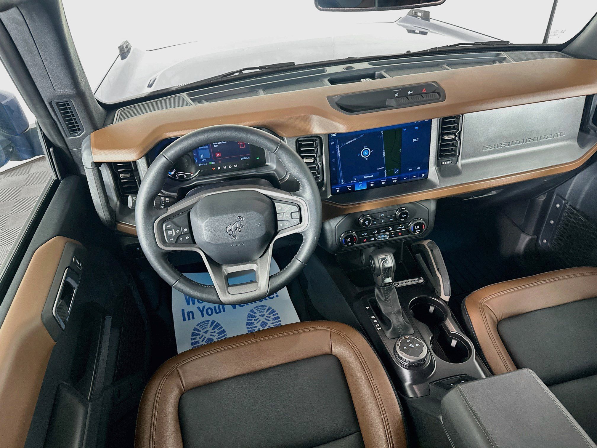 Used 2024 Ford Bronco Outer Banks AWD/4WD image 21