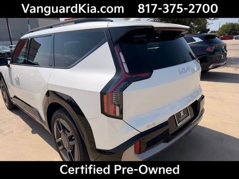 Used 2024 Kia EV9 GT-Line AWD/4WD image 2