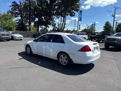 Used 2007 Honda Accord SE image 8