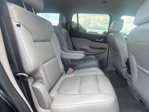 Used 2019 GMC Acadia SLT FWD image 15