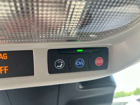 Used 2026 Chevrolet Trax LS w/ LS Convenience Package FWD image 19