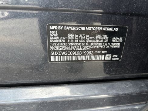 Used 2020 BMW X7 xDrive40i w/ Premium Package AWD/4WD image 38