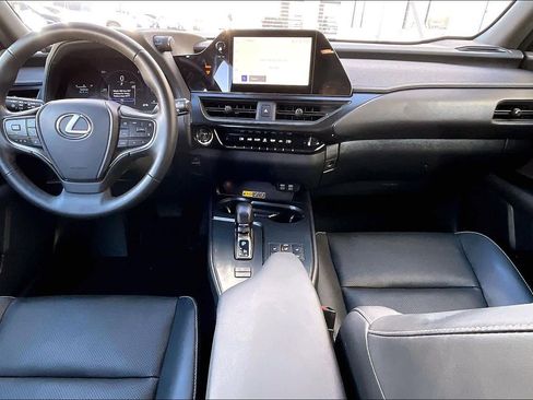 Used 2025 Lexus UX 300h AWD w/ Cold Area Package image 15