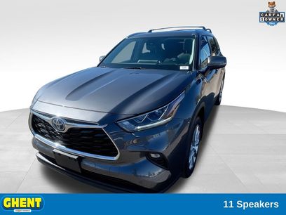 Used 2022 Toyota Highlander Limited