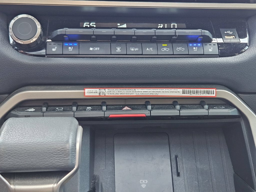 Certified 2025 Toyota Tundra Limited AWD/4WD image 28