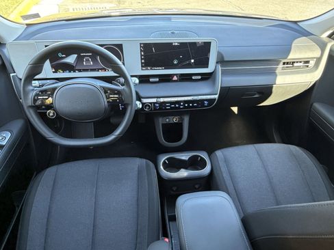 New 2024 Hyundai Ioniq 5 SE image 22