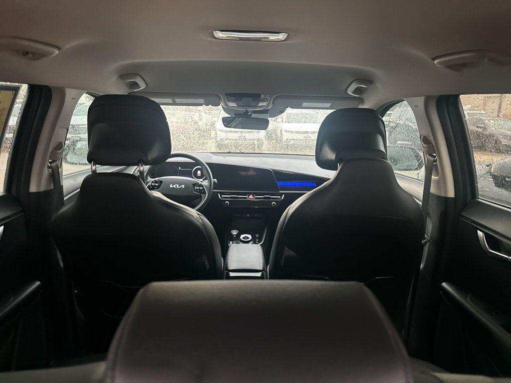 Used 2023 Kia Niro Wind FWD image 32