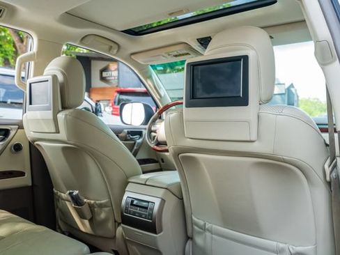 Used 2011 Lexus GX 460 Premium AWD/4WD image 42