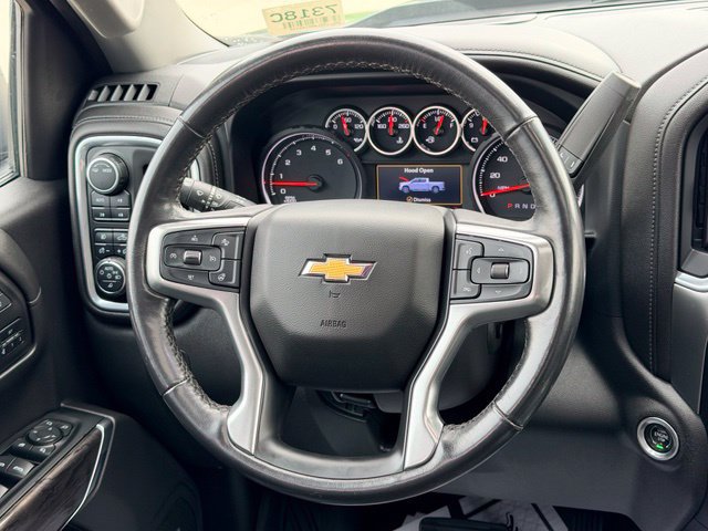 Used 2022 Chevrolet Silverado 1500 LTZ w/ LTZ Premium Package AWD/4WD image 22