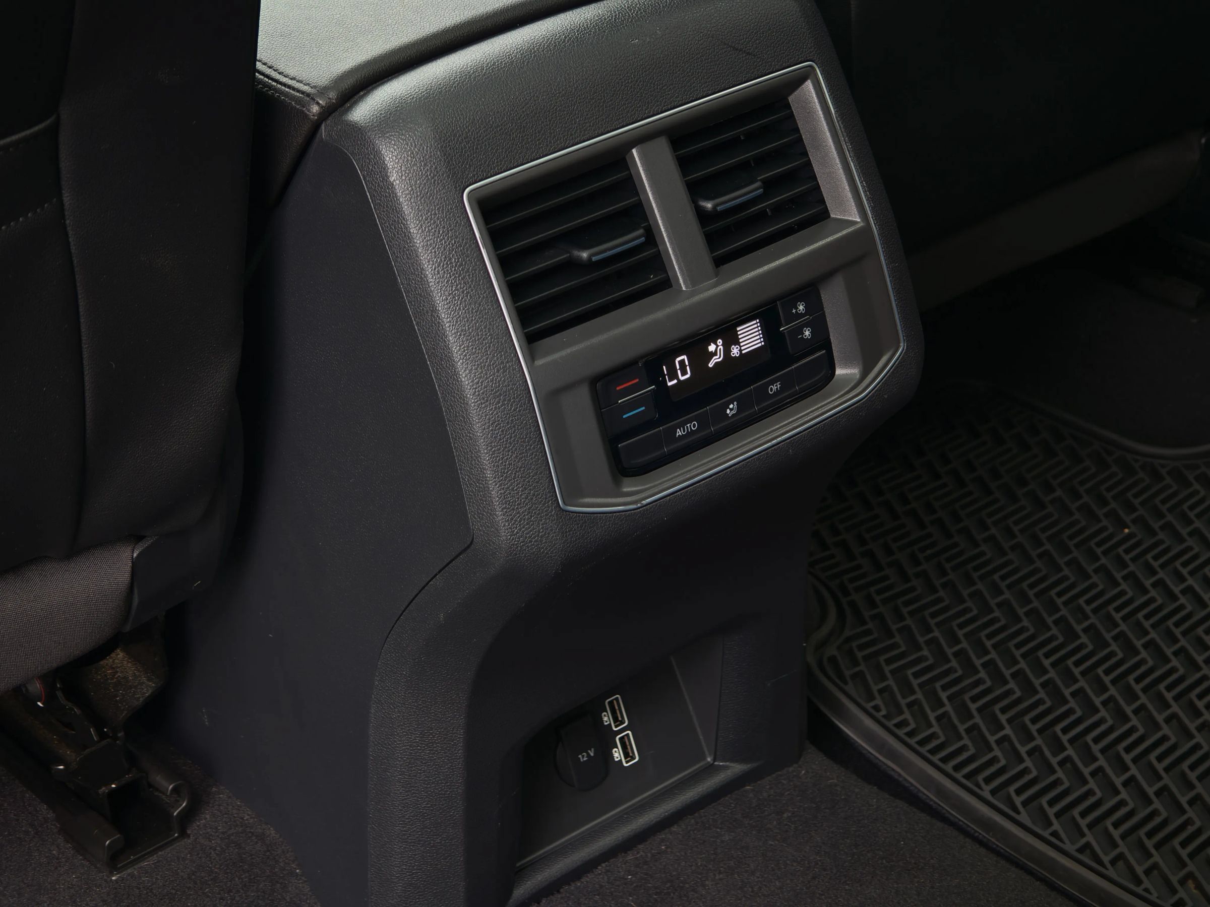Used 2019 Volkswagen Atlas SE AWD/4WD image 44