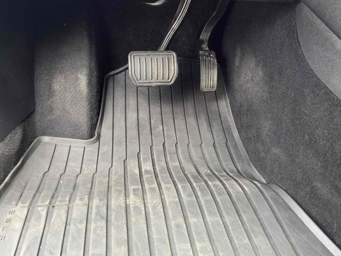 Used 2020 Tesla Model 3 Standard Range Plus image 30