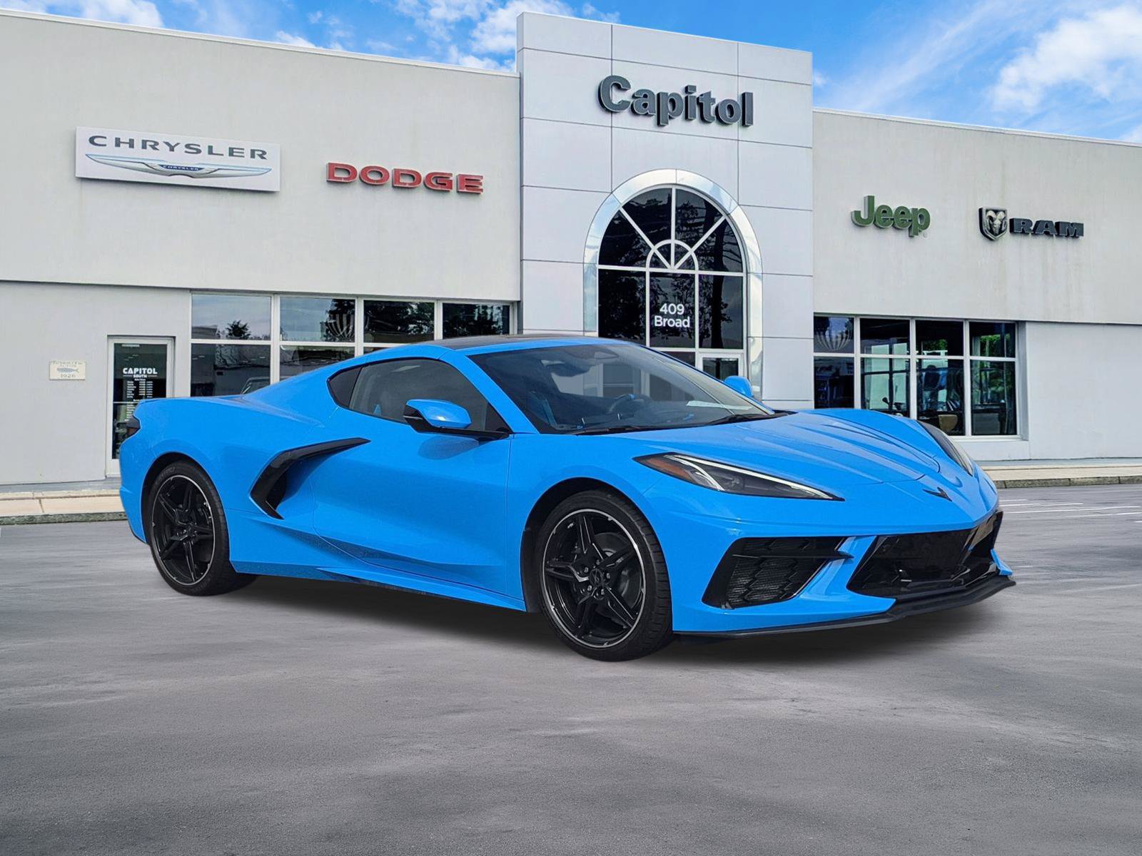Used 2024 Chevrolet Corvette Stingray Premium Cpe RWD image 1