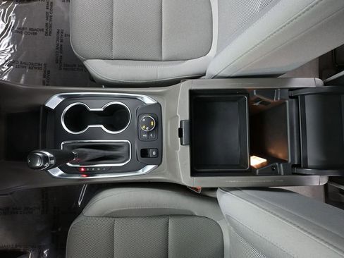 Used 2020 Chevrolet Traverse LT w/ LPO, Cargo Package image 32